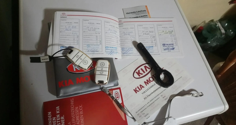 Kia Sorento cena 65900 przebieg: 187000, rok produkcji 2012 z Brzozów małe 106